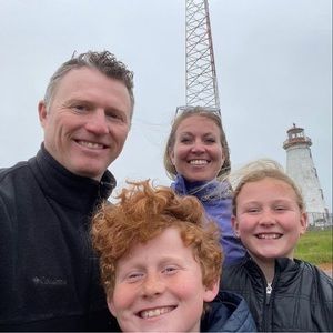 Meet your Posher, Brooke